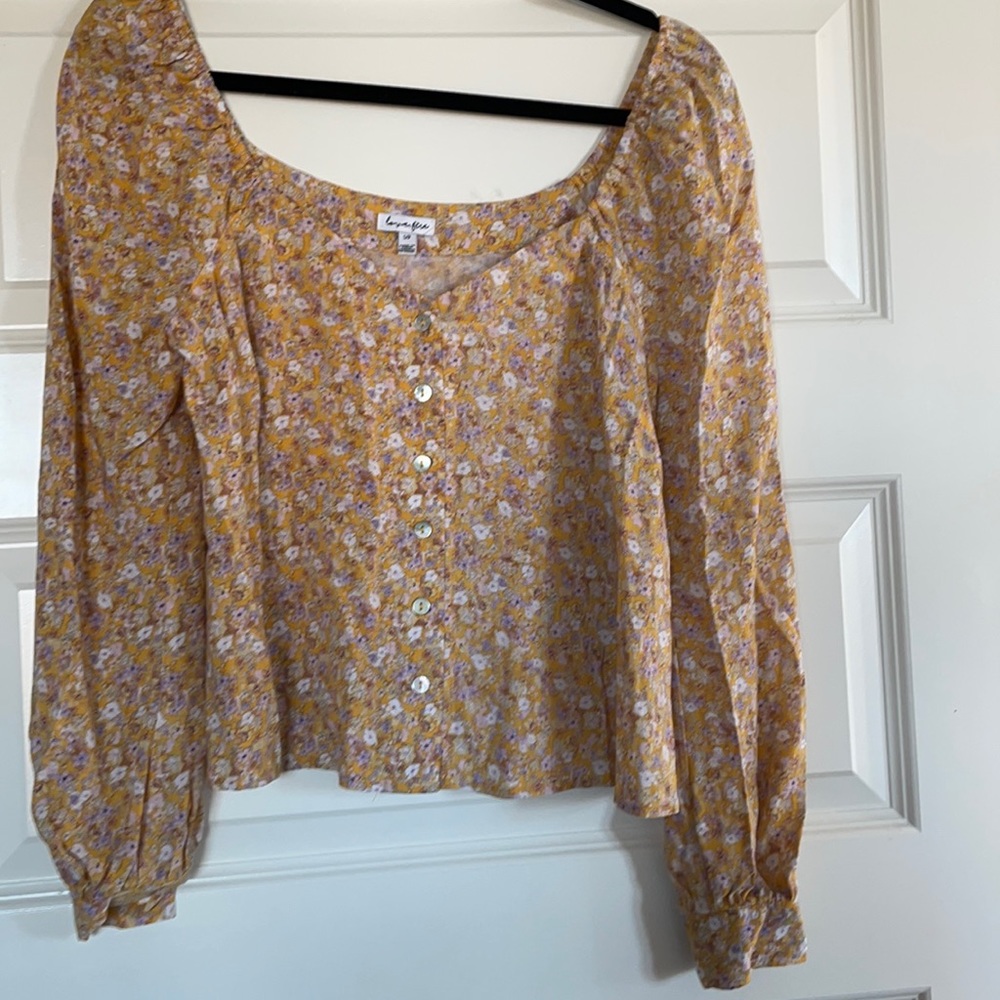 LoveFire Summer blouse NWOT
